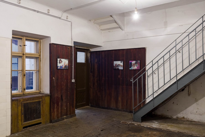 http://www.ermes-ermes.com/files/gimgs/th-121_1_Nicole Gravier_Photoromans, Mythes & Clichés_Exhibition view__web.jpg